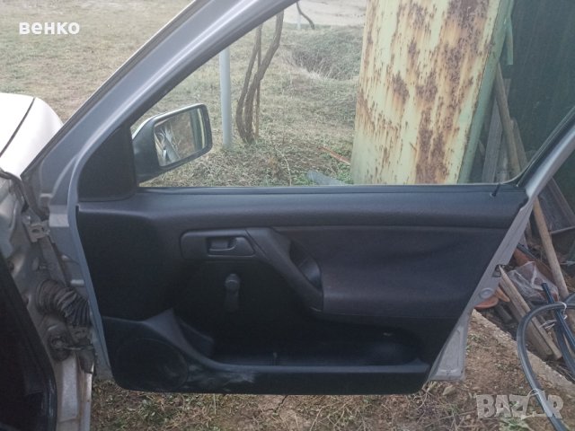 Врати за фолксваген голф 3, снимка 4 - Части - 44209372