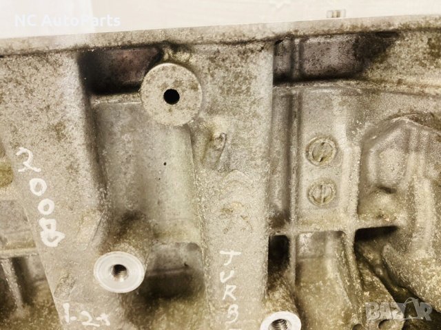 Цилиндров блок за Peugeot Пежо 208 Citroen Ситроен C3 1.2 THP HNP HN01 9676012010 2017, снимка 17 - Части - 44502582