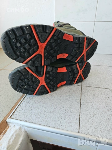 McKinley-туристически обувки, снимка 9 - Спортни обувки - 53757538