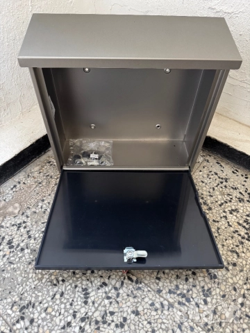 Пощенска Кутия Burg Wachter Lucca 3713 Ni Letter Post Box – Стилна и Здрава за Дом или Офис!, снимка 5 - Други стоки за дома - 52562228