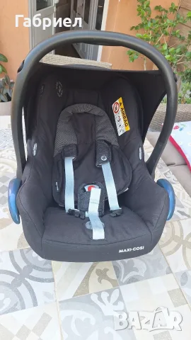 Детско столче за кола Maxi Cosi Cabrio fix 0-10 кг много запазено , снимка 3 - Столчета за кола и колело - 56150286
