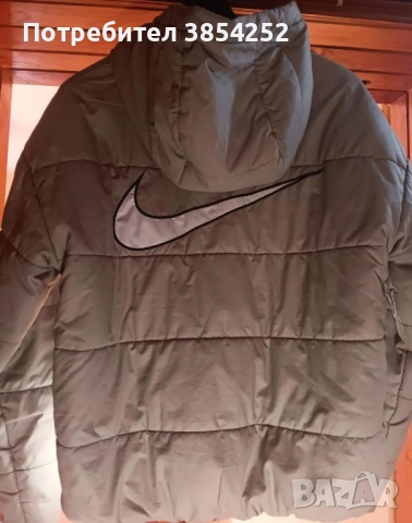 Дамско оригинално яке Nike , снимка 2 - Якета - 52528737