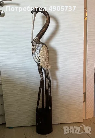 Дървена фигура на птица