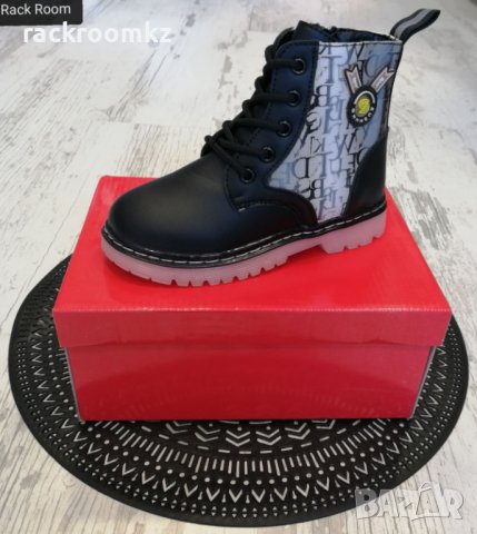 Детски зимни боти топ модел на Диор