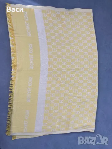 Michael Kors оригинален дамски шал, снимка 3 - Шалове - 47663043