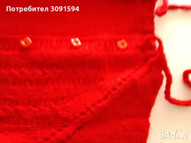 Червена Ръчно плетена  Детска, бебешка жилетка  ,изплетено на качествена прежда , снимка 4 - Детски пуловери и жилетки - 48112490