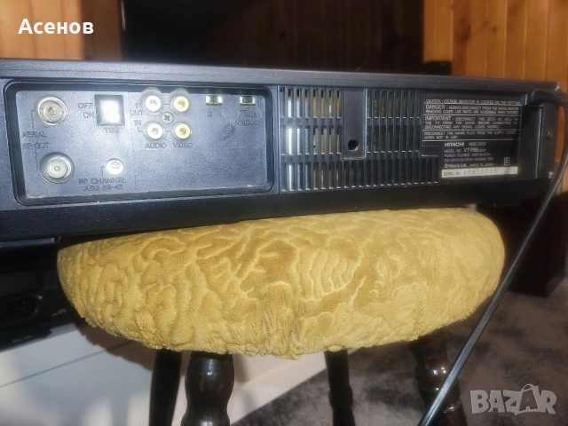 Продавам записващ видеокасетофон., снимка 2 - Плейъри, домашно кино, прожектори - 53179019