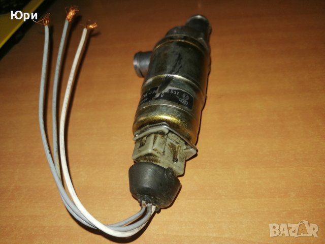 Продавам регулиращ клапан на свободния ход, захранване с въздух BOSCH 0 280140537  , снимка 2 - Части - 40529889