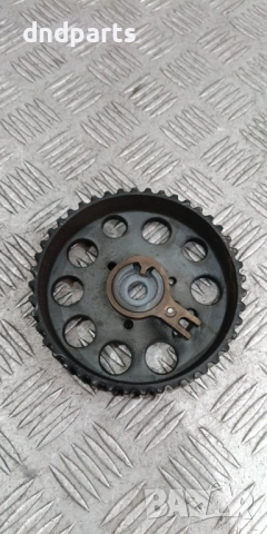 Зъбно колело Seat Toledo 1.6TDI 2016г. 04L109105	
