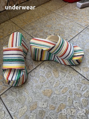 Чехли на платформа номер 43