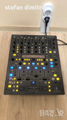 Behringer DDM4000 32-битов цифров DJ миксер , снимка 3 - Други - 53587694