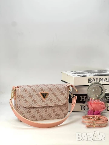 чанти Guess :➡️24cm ⬆️15cm 🌟
