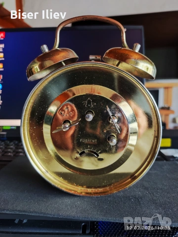 Продавам будилник JH 9, снимка 2 - Стенни часовници - 53450669