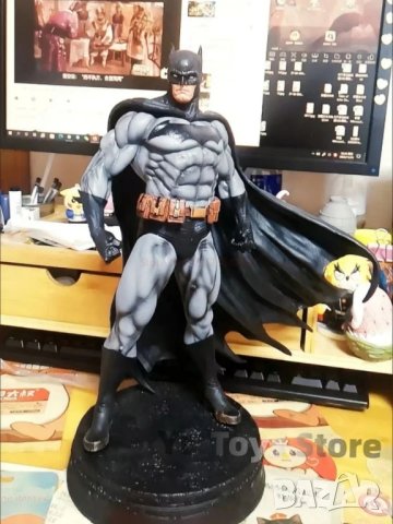Топ детайлна фигура на Batman Comix,нова-38 см , снимка 1 - Колекции - 44338990