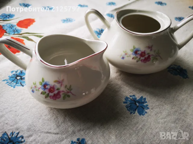 Лот порцеланови латиера (каничка) и захарница