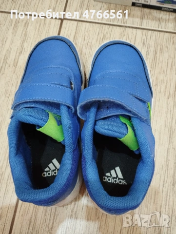 Маратонки Adidas 29 номер, снимка 3 - Детски маратонки - 53848538