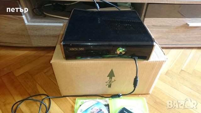 Конзола Xbox 360 slim
