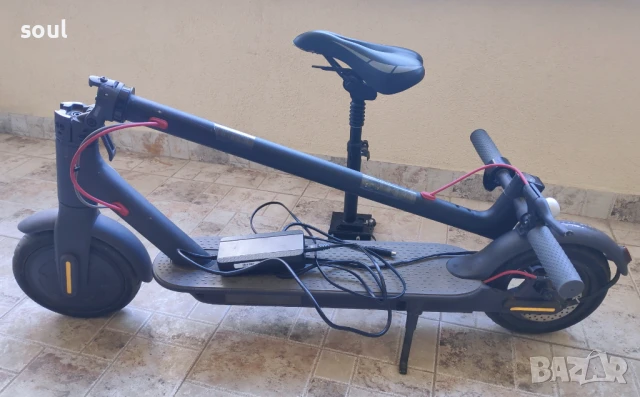 Xiaomi M365 скутер, електрическа тротинетка