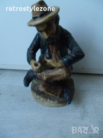 № 5994 стара порцеланова фигура   - размери - височина 19 см , основа 10 см    - неглазирана / бискв, снимка 2 - Други ценни предмети - 35853617