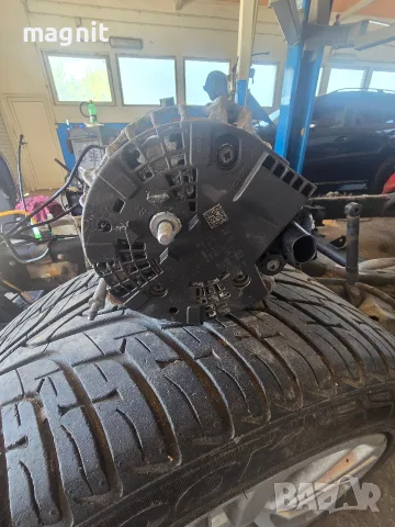 ДИНАМО VW PASSAT B7 2.0 TDI 140 КОНСКИ СИЛИ 03L903024F 180A Bosch 0125811027, снимка 2 - Части - 55886547