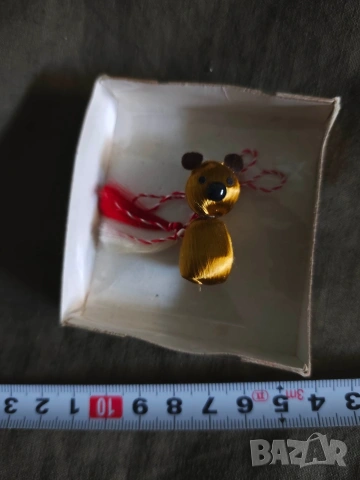 Продавам мартеници НРБ с фигури : Ну ,погоди, мечета , жаба ,Олимпиада , Смърф , снимка 16 - Колекции - 53627248