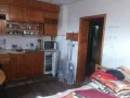 продавам втори етаж от къща, снимка 3