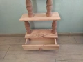Дървена етажерка със струговани орнаменти !!!, снимка 2