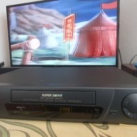 Видео VHS Panasonic NV-SD230, снимка 1 - Плейъри, домашно кино, прожектори - 40030823