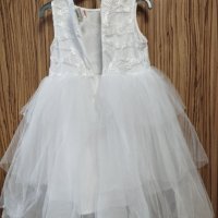 Много красива рокля за малка дама 128-134см. , за сватба , кръщене и др., снимка 2 - Рокли - 40571865