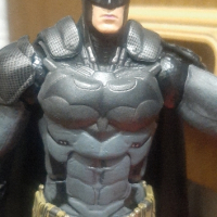 Екшън фигура на Батман(Batman)с две метални катани, нова-75 лв, снимка 5 - Колекции - 44665745