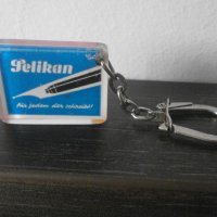 Pelikan - 100 години 1877 - 1977 Стар Ключодържател Пеликан, снимка 8 - Колекции - 38676915