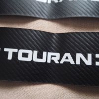 Качествени черен карбон стикери за прагове с надпис Touran на Volkswagen кола автомобил ван +подарък, снимка 2 - Аксесоари и консумативи - 44180471