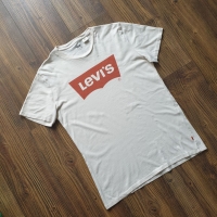 Страхотна мъжка тениска LEVI'S , размер M , снимка 2 - Тениски - 36058066