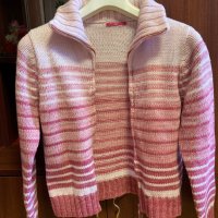 Жилетка, снимка 1 - Детски пуловери и жилетки - 40135687