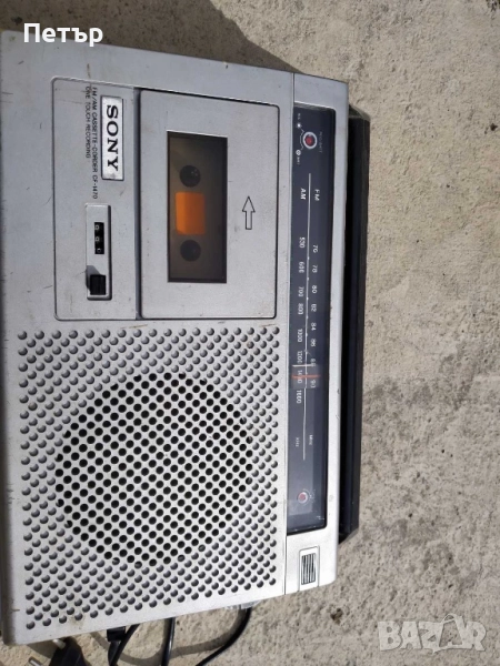 Продавам ретро радиокасетофон SONY, снимка 1