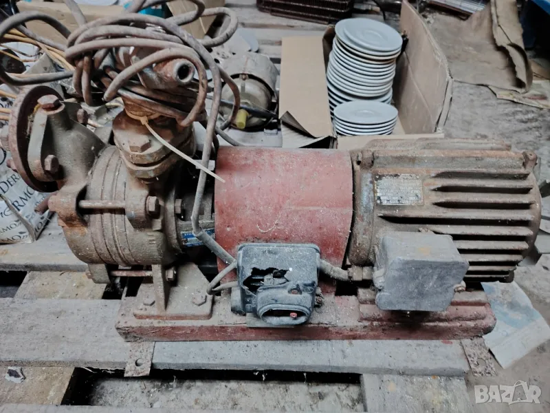 помпа 4, снимка 1