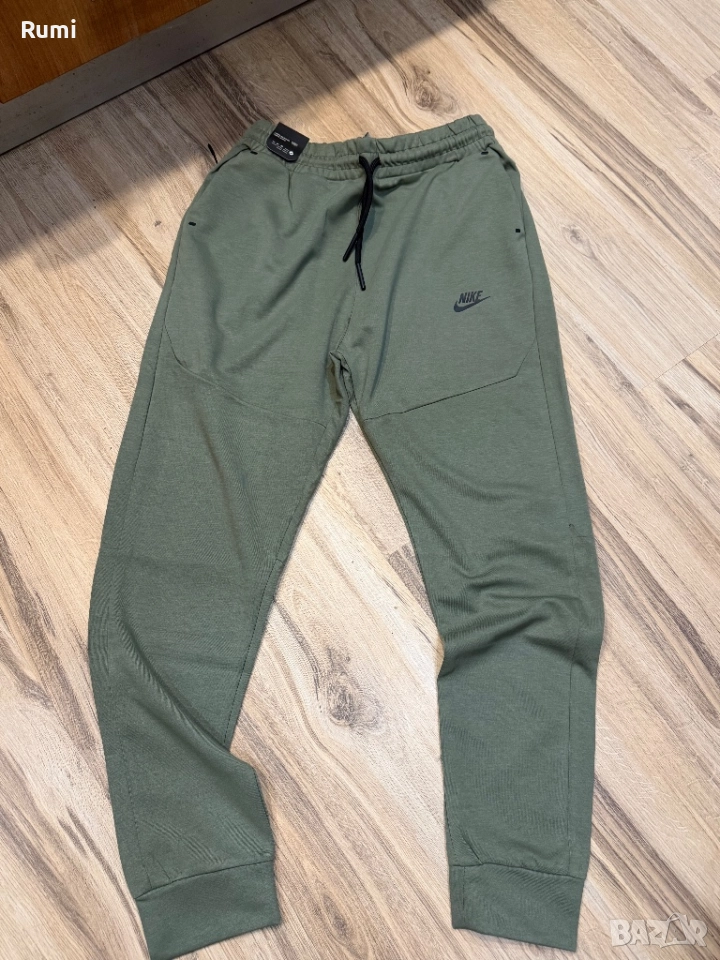 Мъжко ново спортно долнище Nike - Dri-Fit,зелено! L, снимка 1