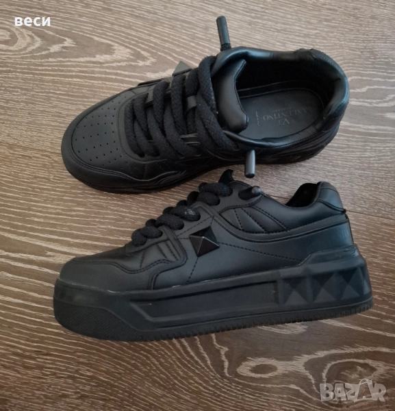 обувки Valentino висок клас , снимка 1