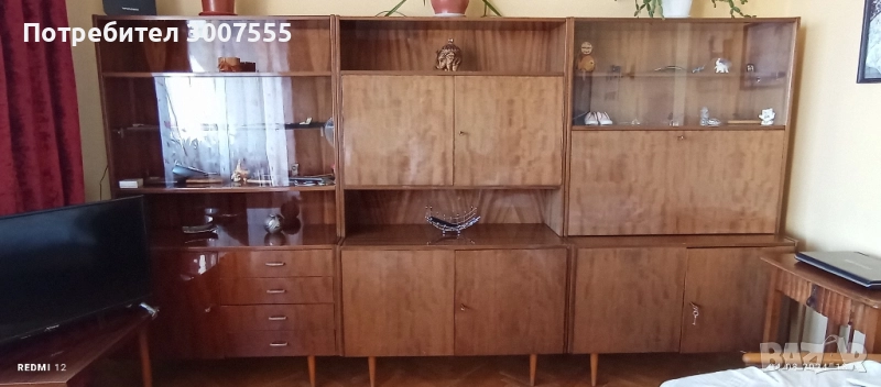 секция , снимка 1