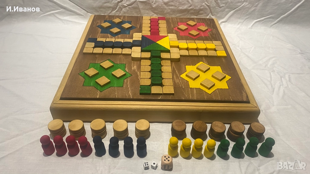 Продавам дървена игра 3 в 1, Не се сърди човече, дама и табла. Нова., снимка 1