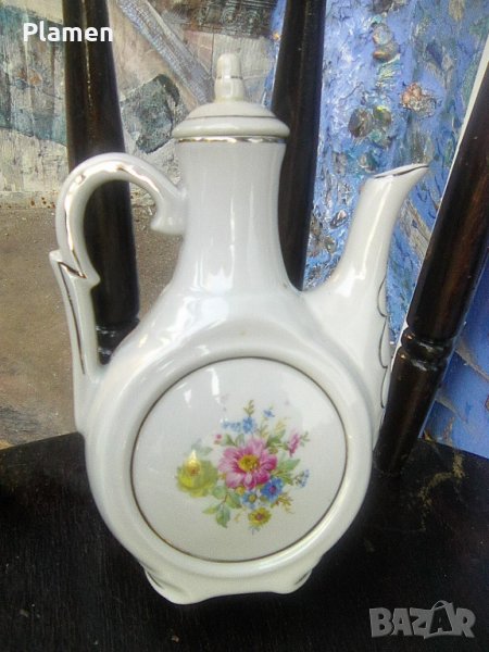 Стара порцеланова българска каничка на завод Китка Нови пазар, снимка 1