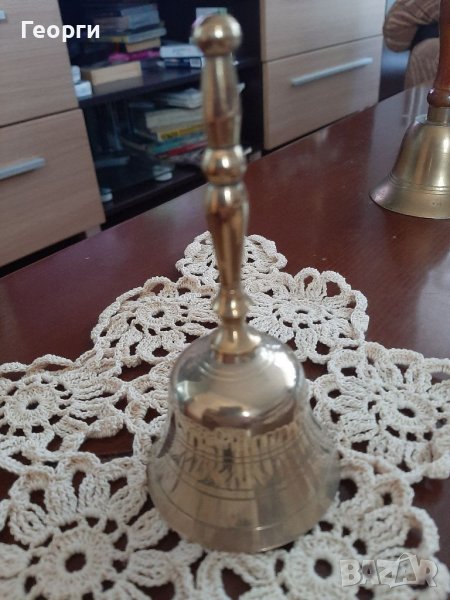 Бронзова камбанка, снимка 1