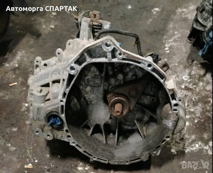 скоростна кутия Nissan primera , снимка 1