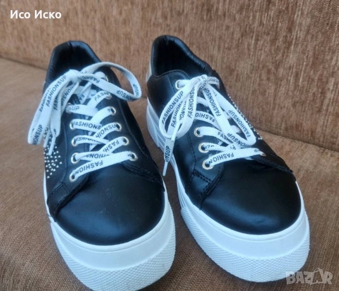 Дамски модерни кецове , снимка 1