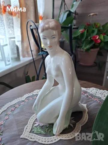 Унгарски порцеланови фигури
