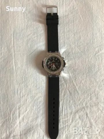 НОВ Луксозен Ръчен часовник марка Hublot , снимка 2 - Дамски - 48370400