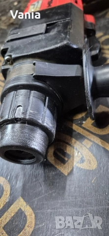 Перфоратор  Hilti, снимка 2 - Други инструменти - 52789439