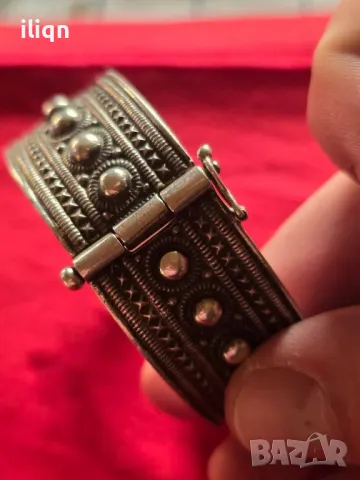 Масивна стара сребърна гривна. Ръчна изработка. , снимка 4 - Антикварни и старинни предмети - 48951964