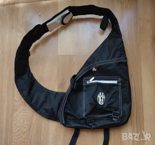 Juventus - чанта през рамо , футболна раница на Ювентус, снимка 13 - Футбол - 47581842
