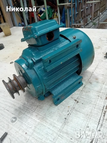 Електродвигател , снимка 2 - Електродвигатели - 50456346